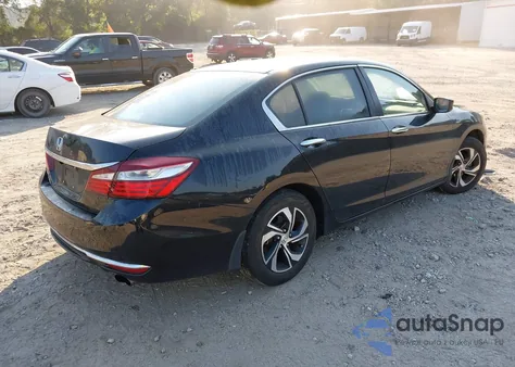 2017 Honda Accord Lx z USA, uszkodzony, nr VIN 1HGCR2F35HA036239